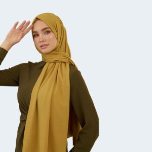 شال حجاب ناعم باللون الأصفر الخردلي – مزيج من القطن والبوليستر لراحة يومية