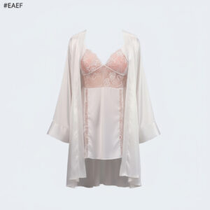 طقم نوم فاخر - قميص نوم بدانتيل ناعم مع روب ساتان حريري