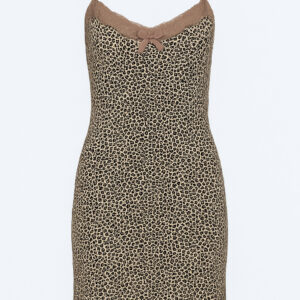 قميص نوم فيسكوز ناعم بحمالات رفيعة ودانتيل على الصدر وفتحة جانبية